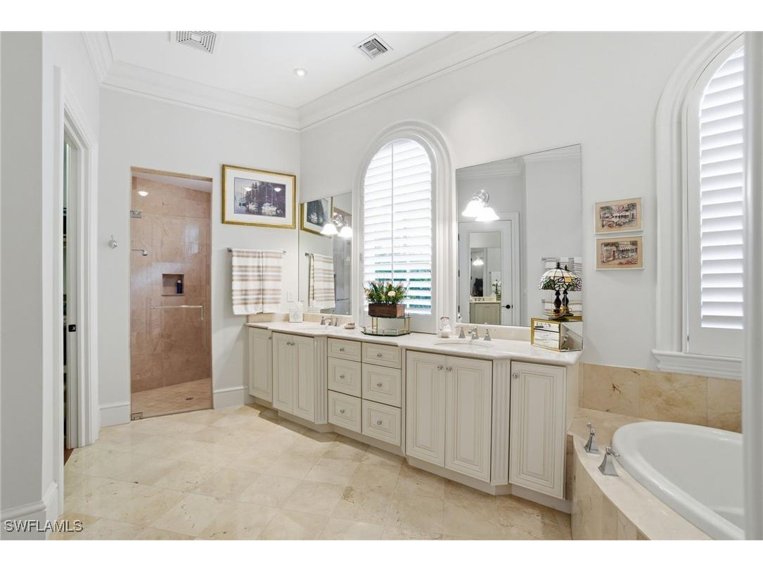 1327 Noble Heron Way Naples FL 34105 226000121 image28