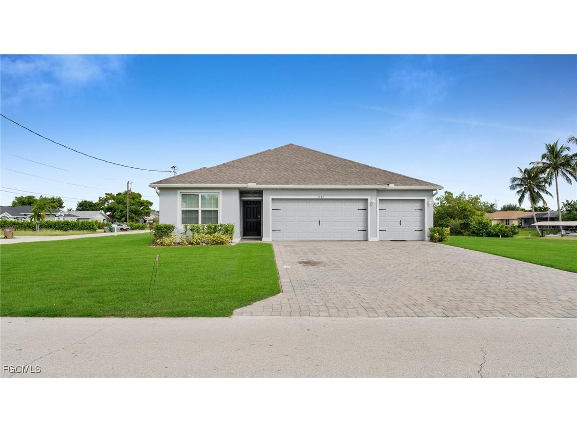 1327 SE 16th Place Cape Coral FL 33990 2026003091 image1