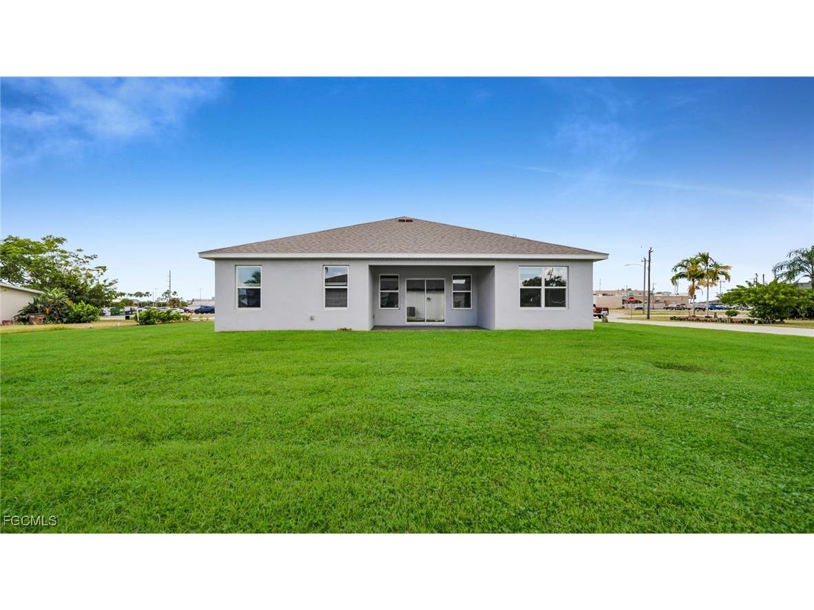 1327 SE 16th Place Cape Coral FL 33990 2026003091 image23