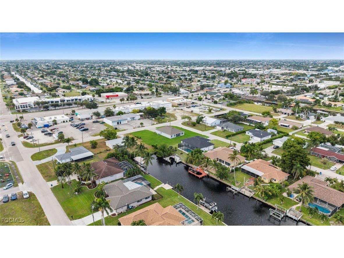 1327 SE 16th Place Cape Coral FL 33990 2026003091 image26