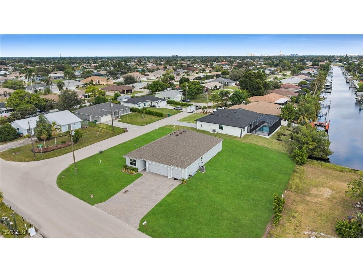 1327 SE 16th Place Cape Coral FL 33990 2026003091 image27