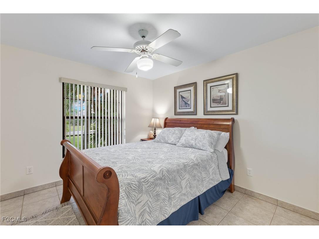 1327 SE 17th Street Cape Coral FL 33990 2025009817 image13
