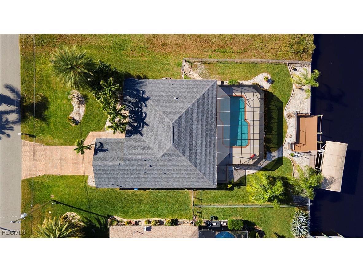 1327 SE 17th Street Cape Coral FL 33990 2025009817 image35