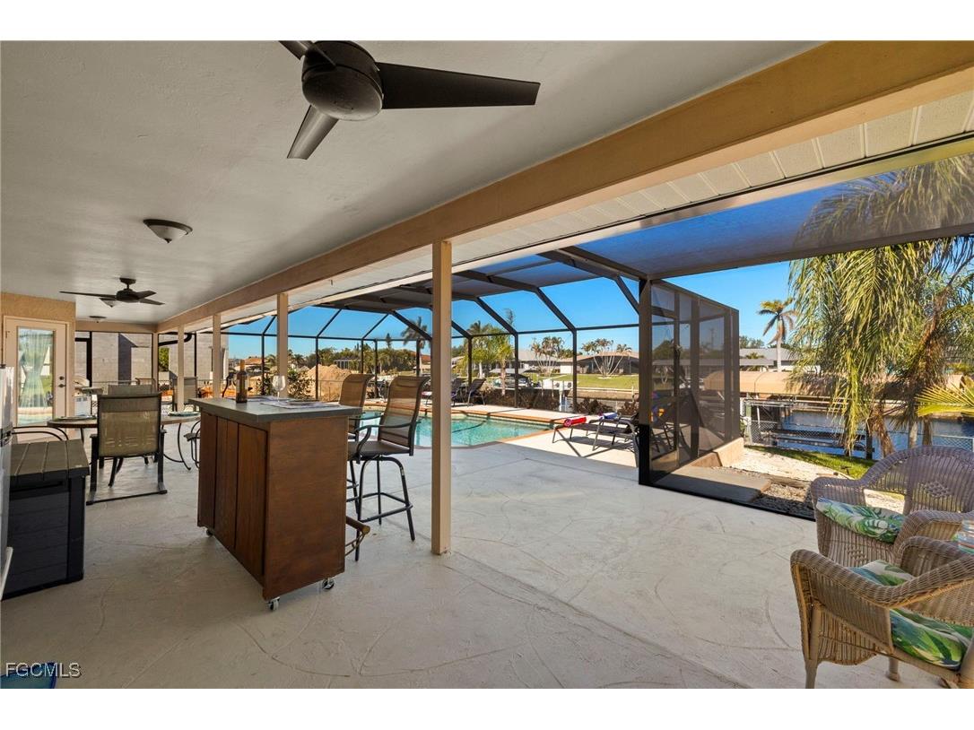 1327 SE 17th Street Cape Coral FL 33990 2025009817 image38