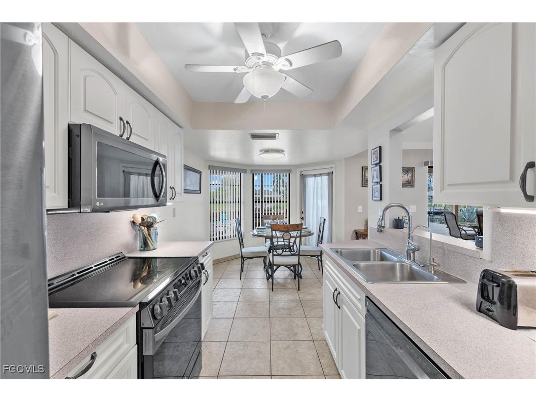 1327 SE 17th Street Cape Coral FL 33990 2025009817 image4