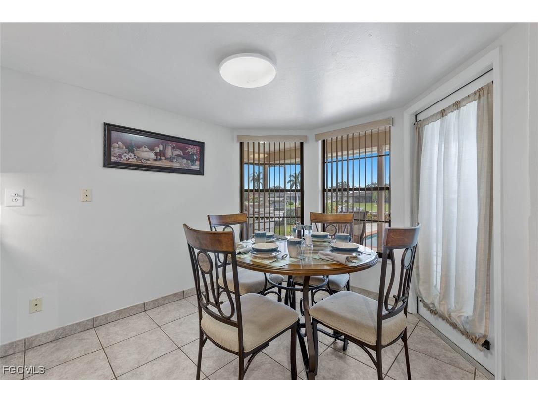 1327 SE 17th Street Cape Coral FL 33990 2025009817 image5