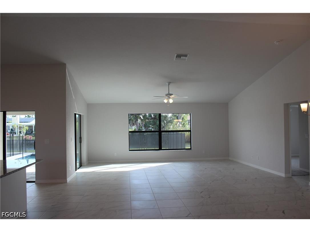 1327 SW 3rd Avenue Cape Coral FL 33991 2026022278 image5