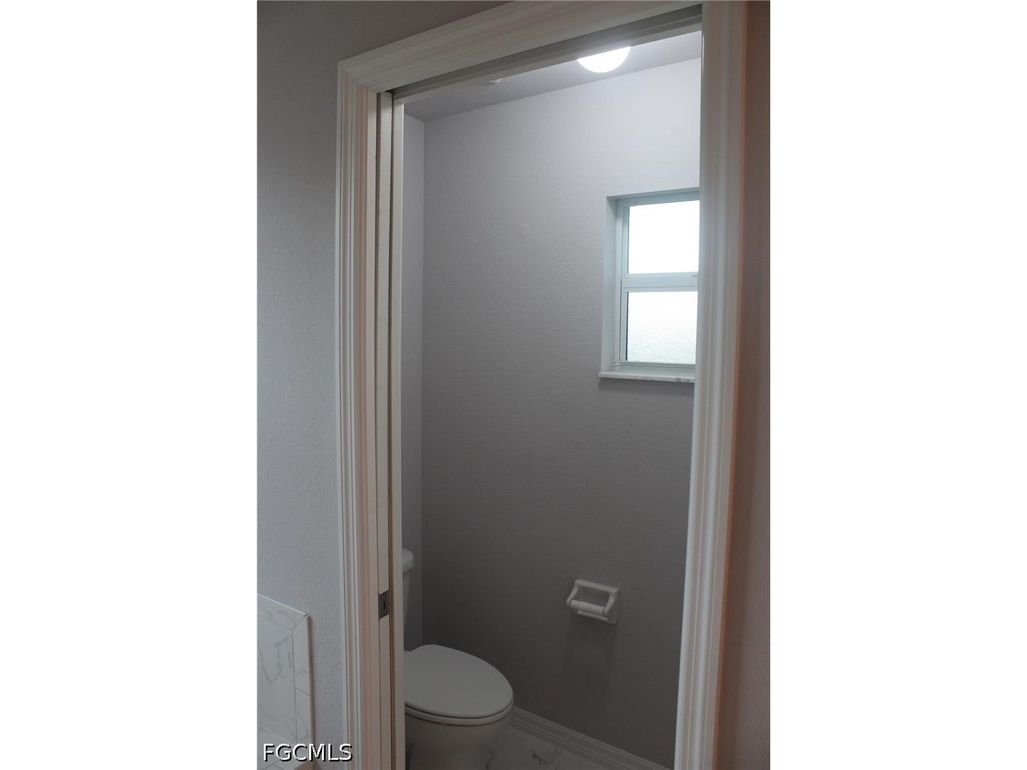 1327 SW 3rd Avenue Cape Coral FL 33991 2026022278 image6