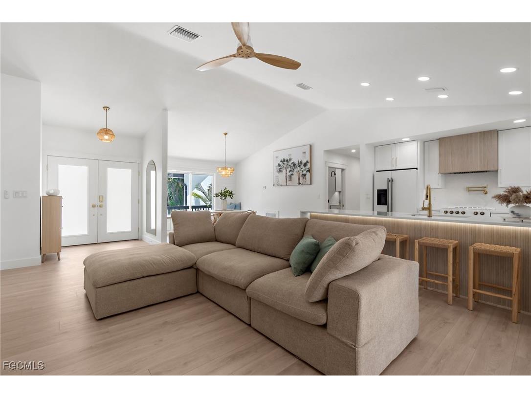 13270 Electron Drive Fort Myers FL 33908 2025018608 image9