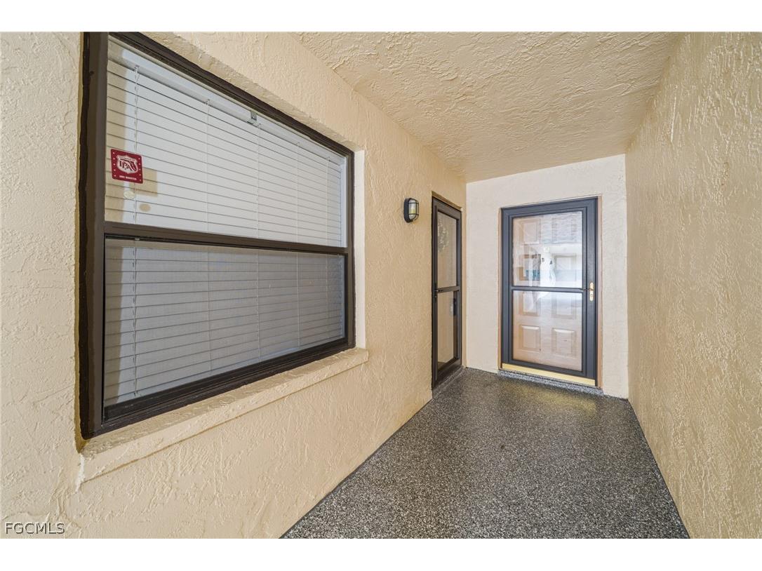 13276 White Marsh Lane #12 Fort Myers FL 33912 2026006685 image17
