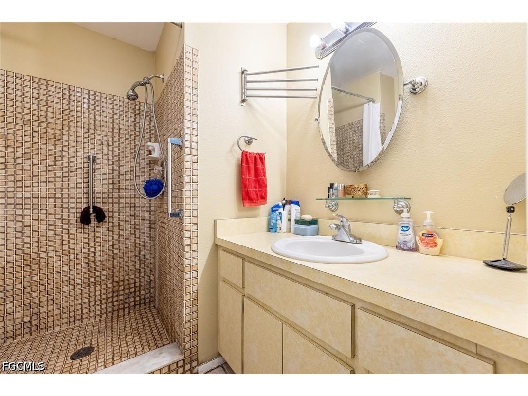 13277 Broadhurst Loop Fort Myers FL 33919 2026018674 image12