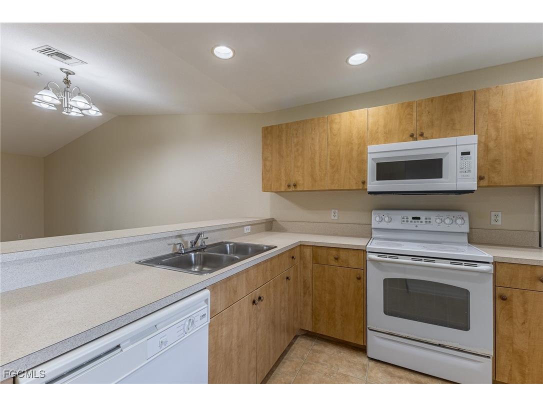 1328 SE 8th Avenue #1-10 Cape Coral FL 33990 2025012702 image22