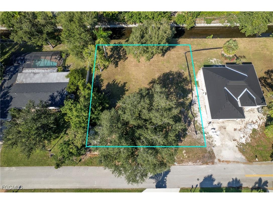 1329 Carlene Avenue Fort Myers FL 33901 2025020996 image4