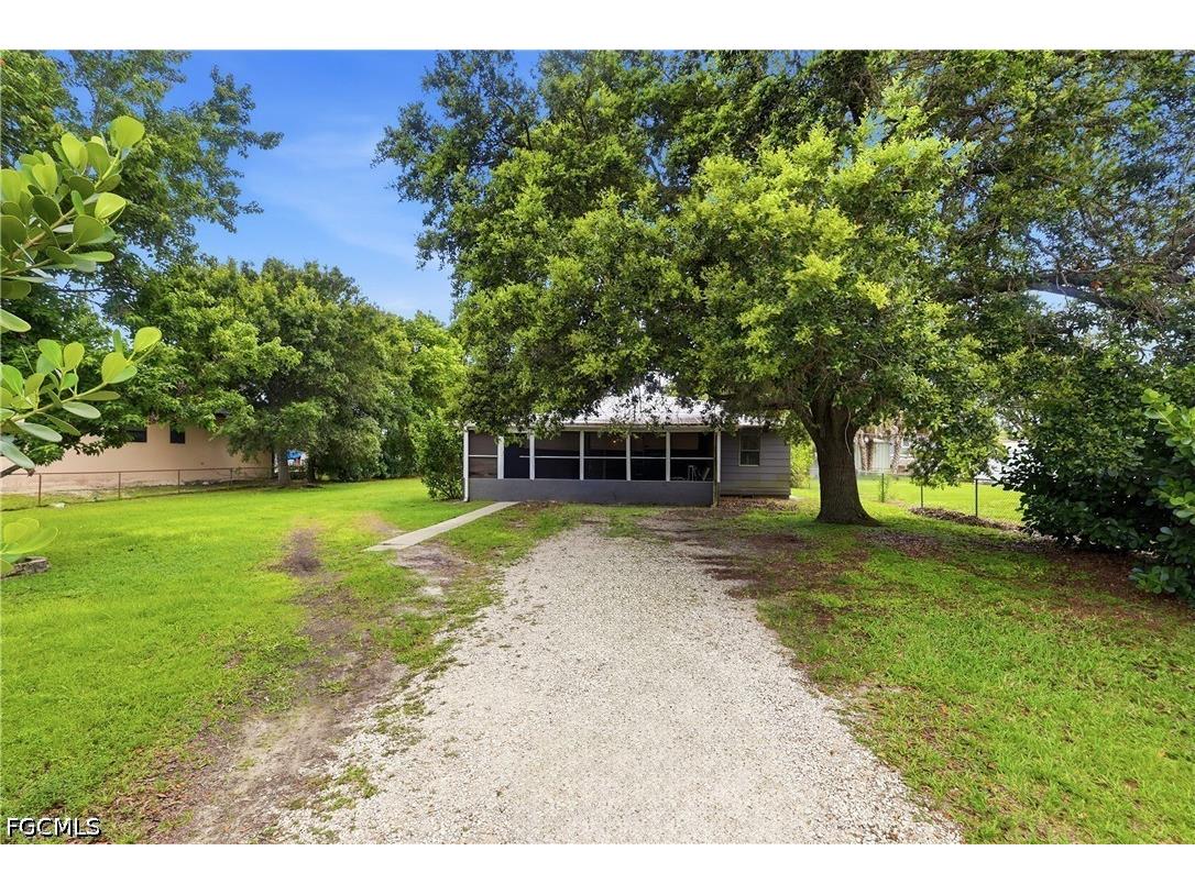 133 2nd Street Naples FL 34113 2026025264 image1