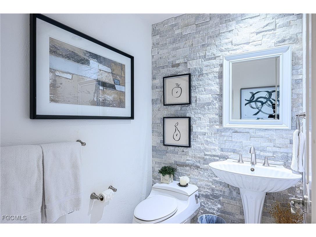 133 Colonade Circle Naples FL 34103 2025019938 image10