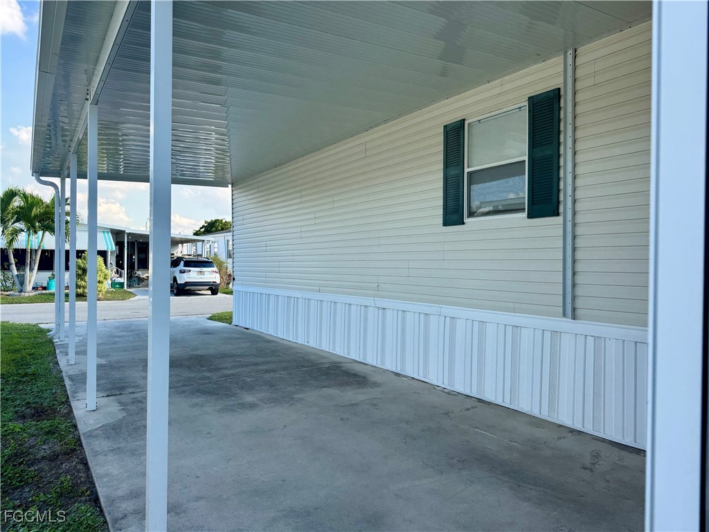 133 Granada Street Fort Myers FL 33905 2025022552 image3