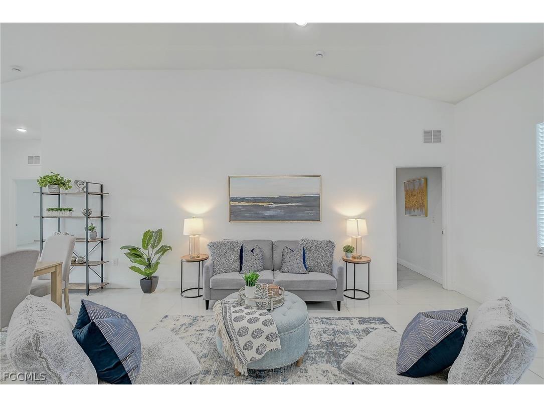133 Greenbriar Boulevard Lehigh Acres FL 33972 2026012692 image3