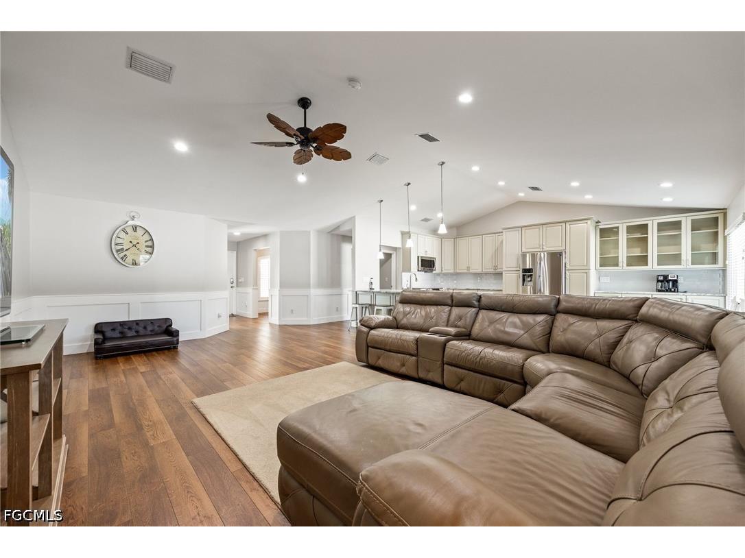 133 NW 28th Avenue Cape Coral FL 33993 2026017275 image11