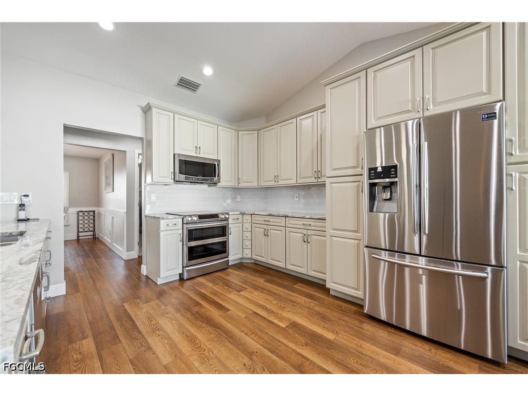 133 NW 28th Avenue Cape Coral FL 33993 2026017275 image17