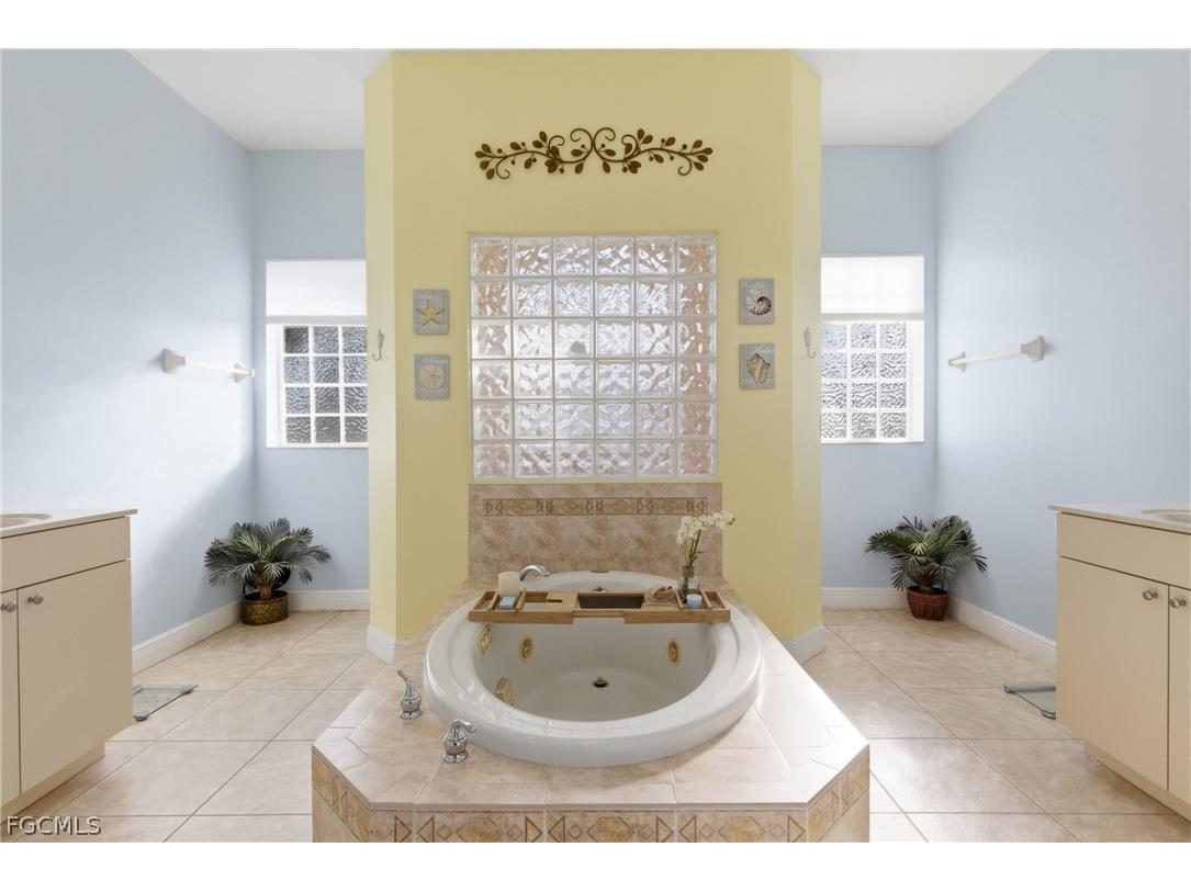 133 NW 33rd Avenue Cape Coral FL 33993 2026012394 image26