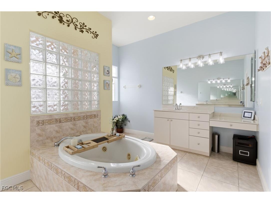 133 NW 33rd Avenue Cape Coral FL 33993 2026012394 image27