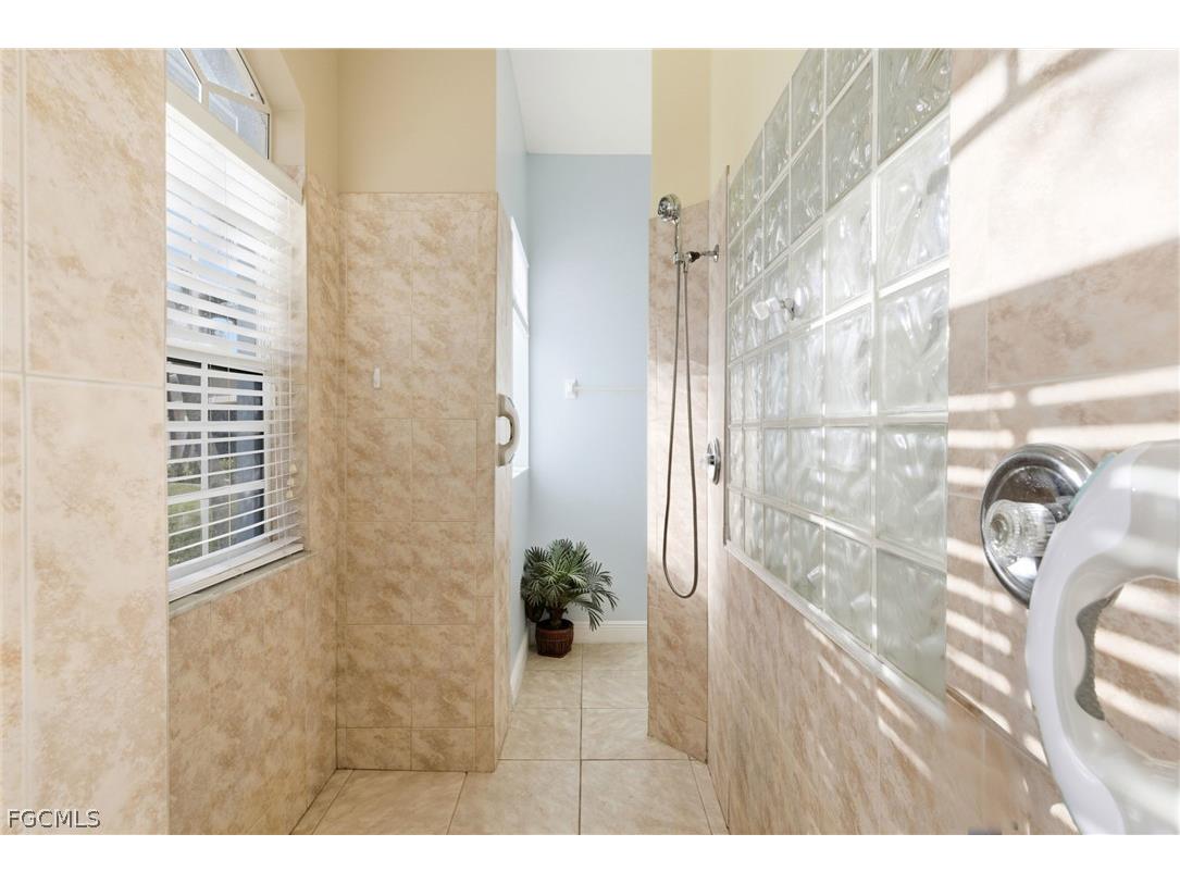 133 NW 33rd Avenue Cape Coral FL 33993 2026012394 image29