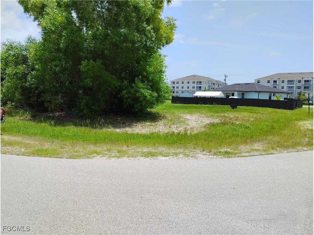 133 SW 8th Place Cape Coral FL 33991 2025016188 image1