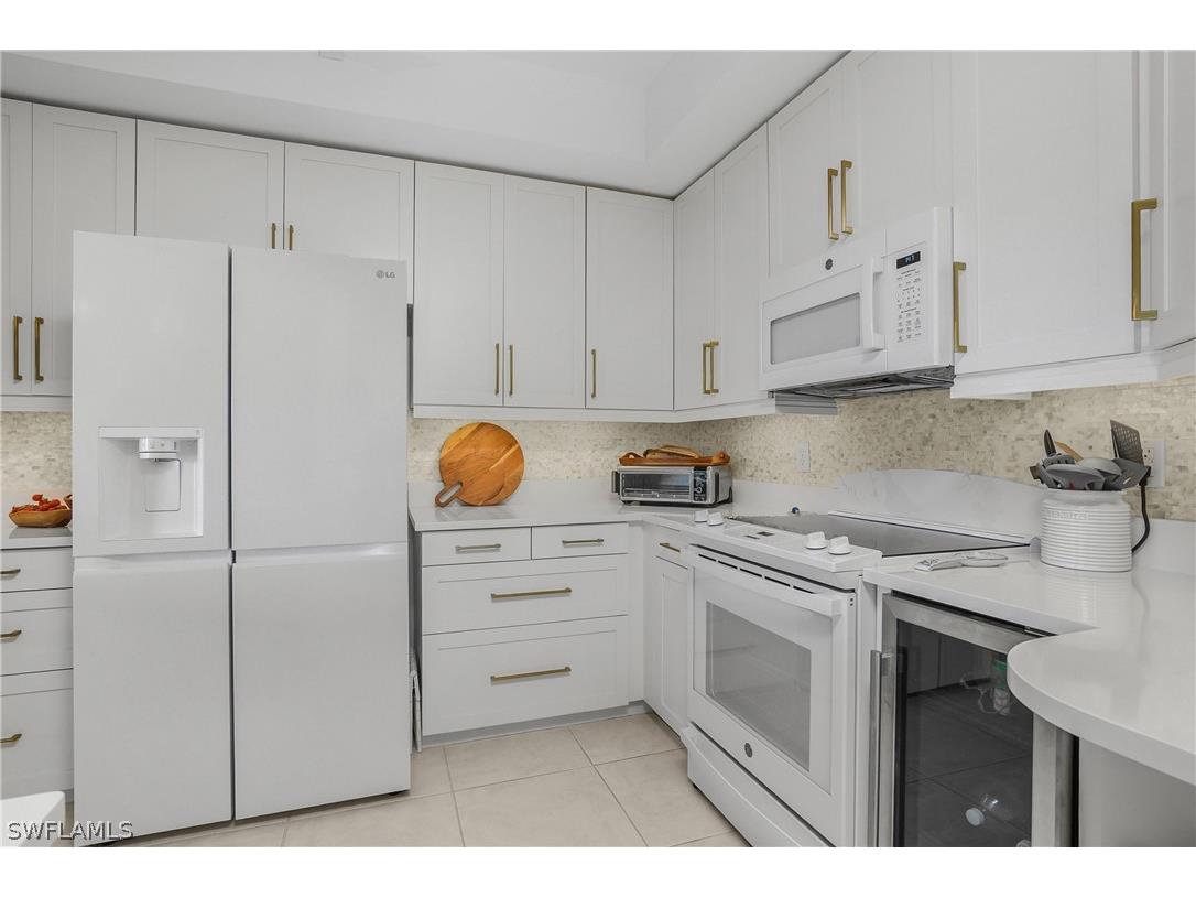 133 Vintage Bay Drive #14 Marco Island FL 34145 226007569 image8