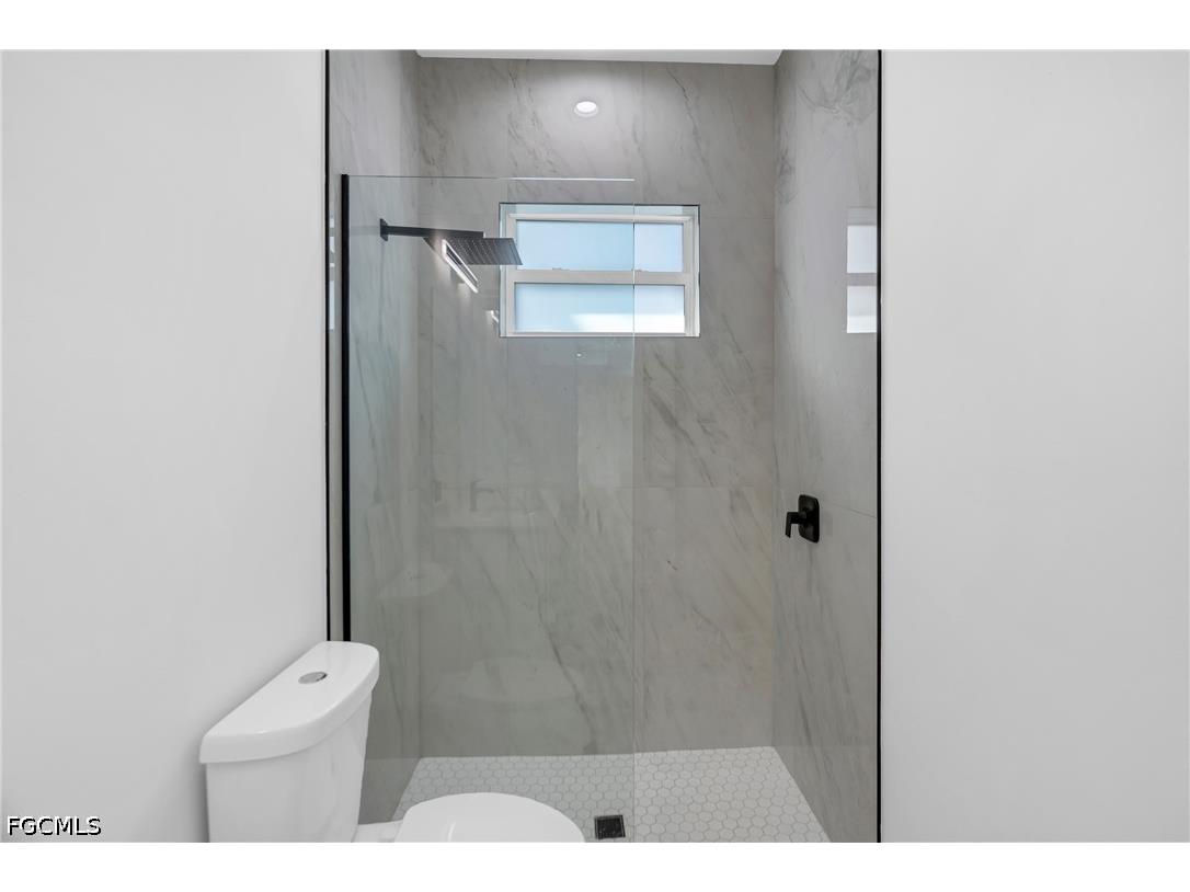 133 West Drive Rotonda West FL 33947 2026014302 image25