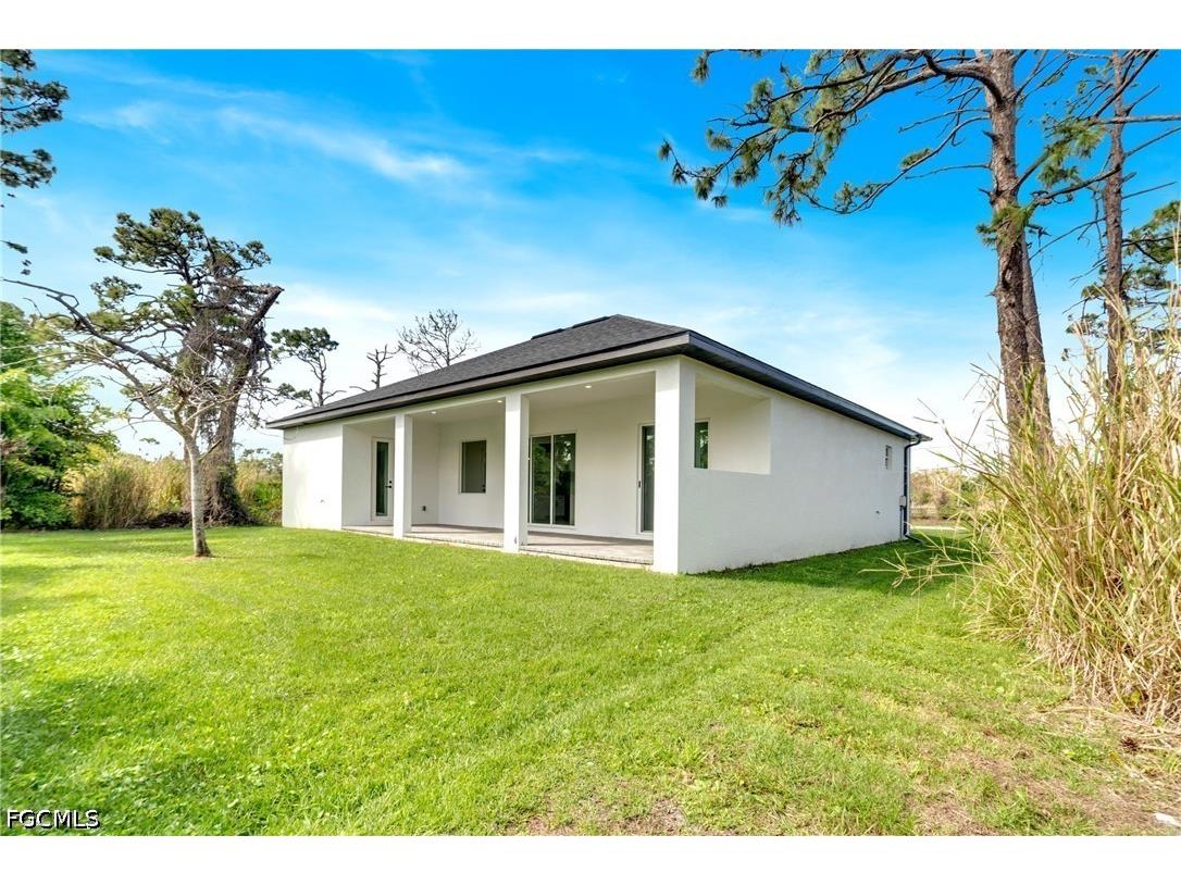 133 West Drive Rotonda West FL 33947 2026014302 image29