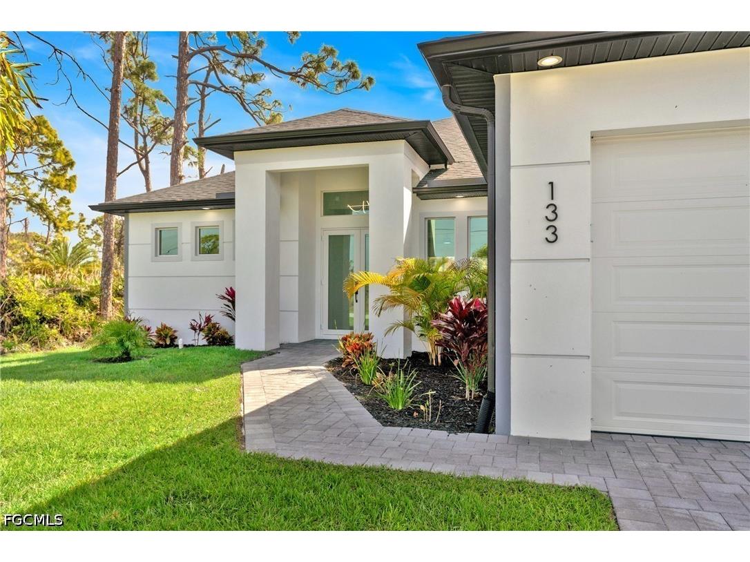 133 West Drive Rotonda West FL 33947 2026014302 image3
