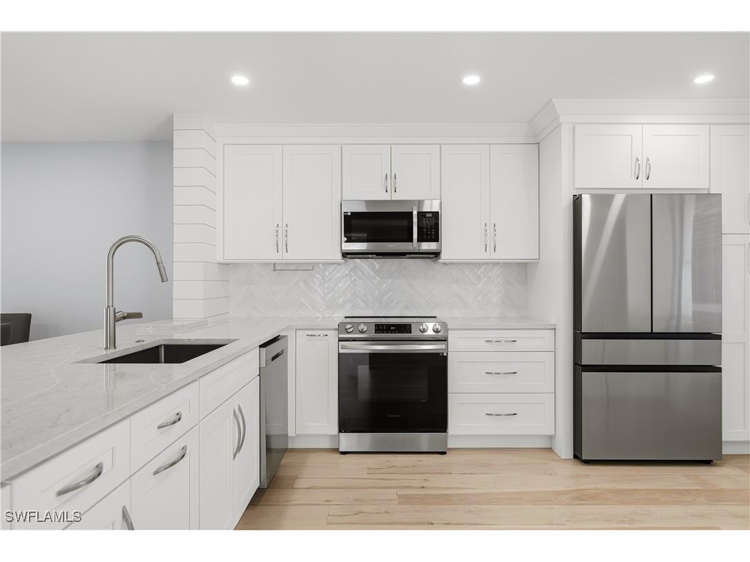 1330 Derbyshire Court #E101 Naples FL 34116 225081098 image7