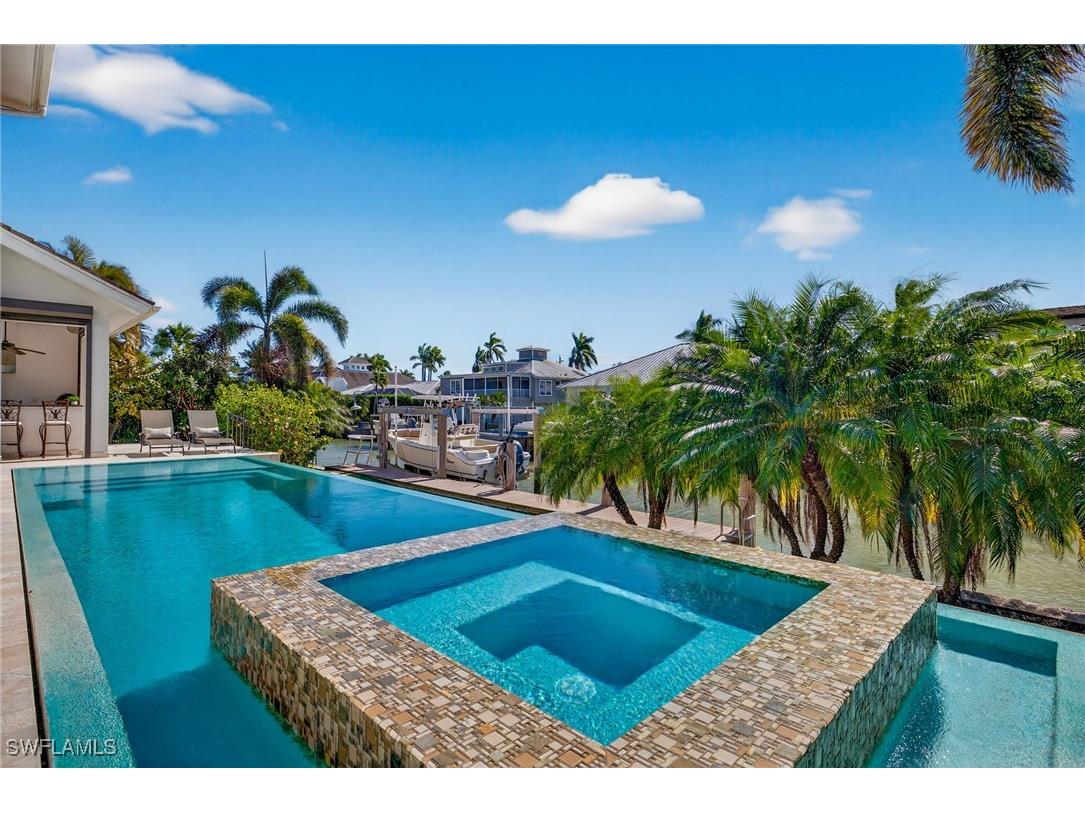 1330 Marlin Drive Naples FL 34102 226003099 image2