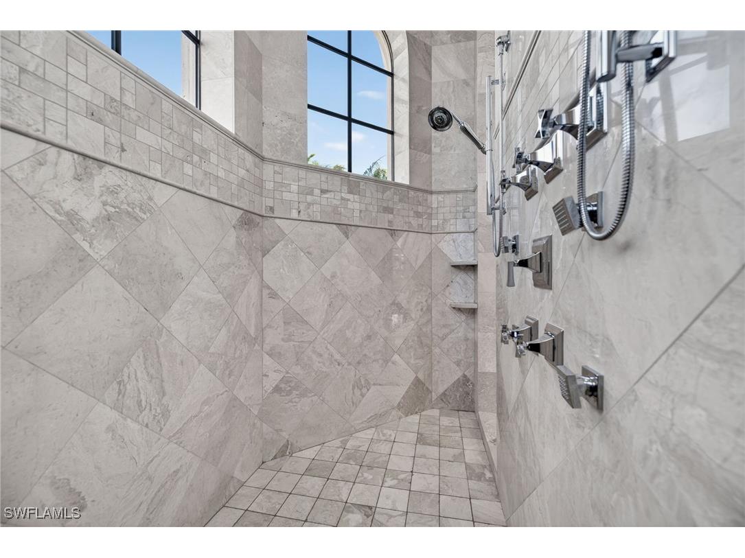 1330 Marlin Drive Naples FL 34102 226003099 image27