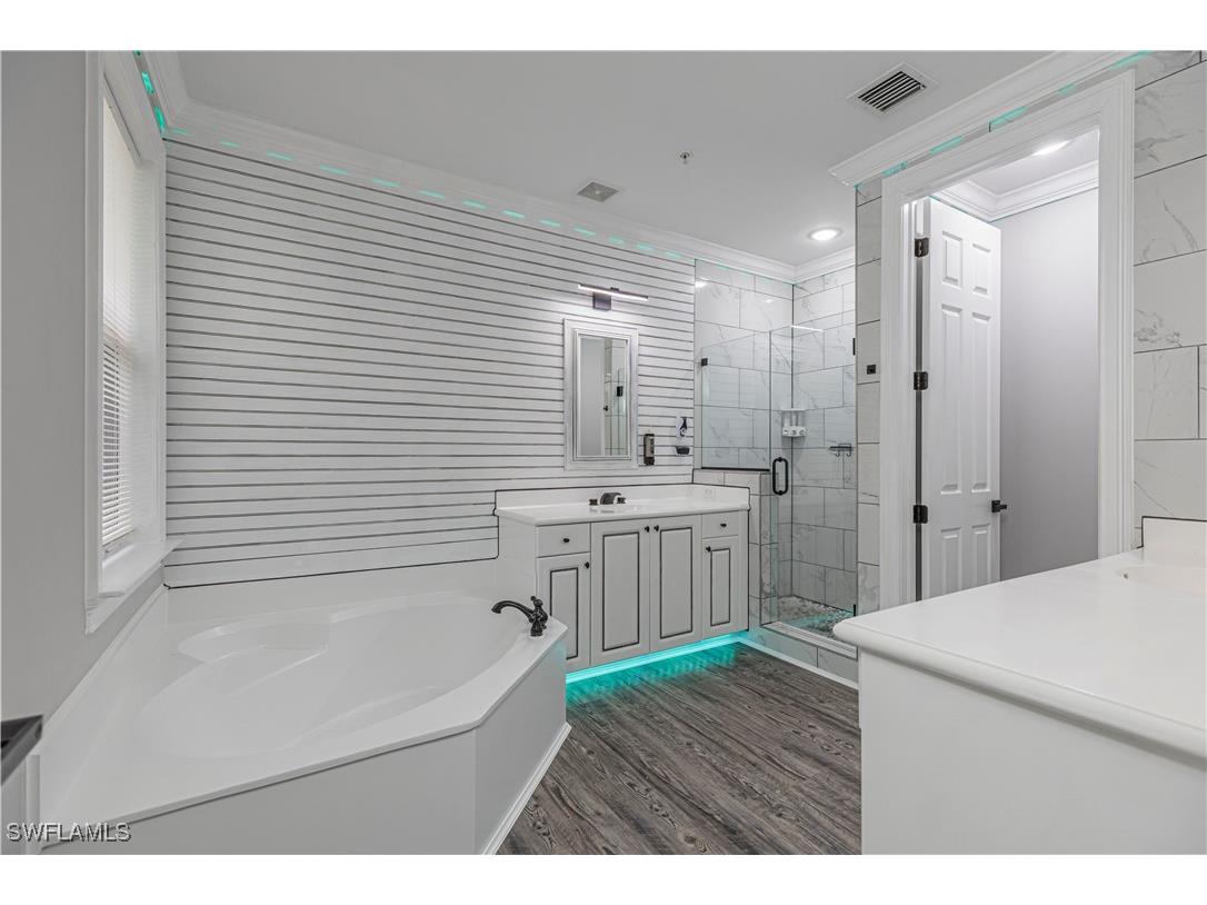 1330 Mariposa Circle #103 Naples FL 34105 225082589 image24