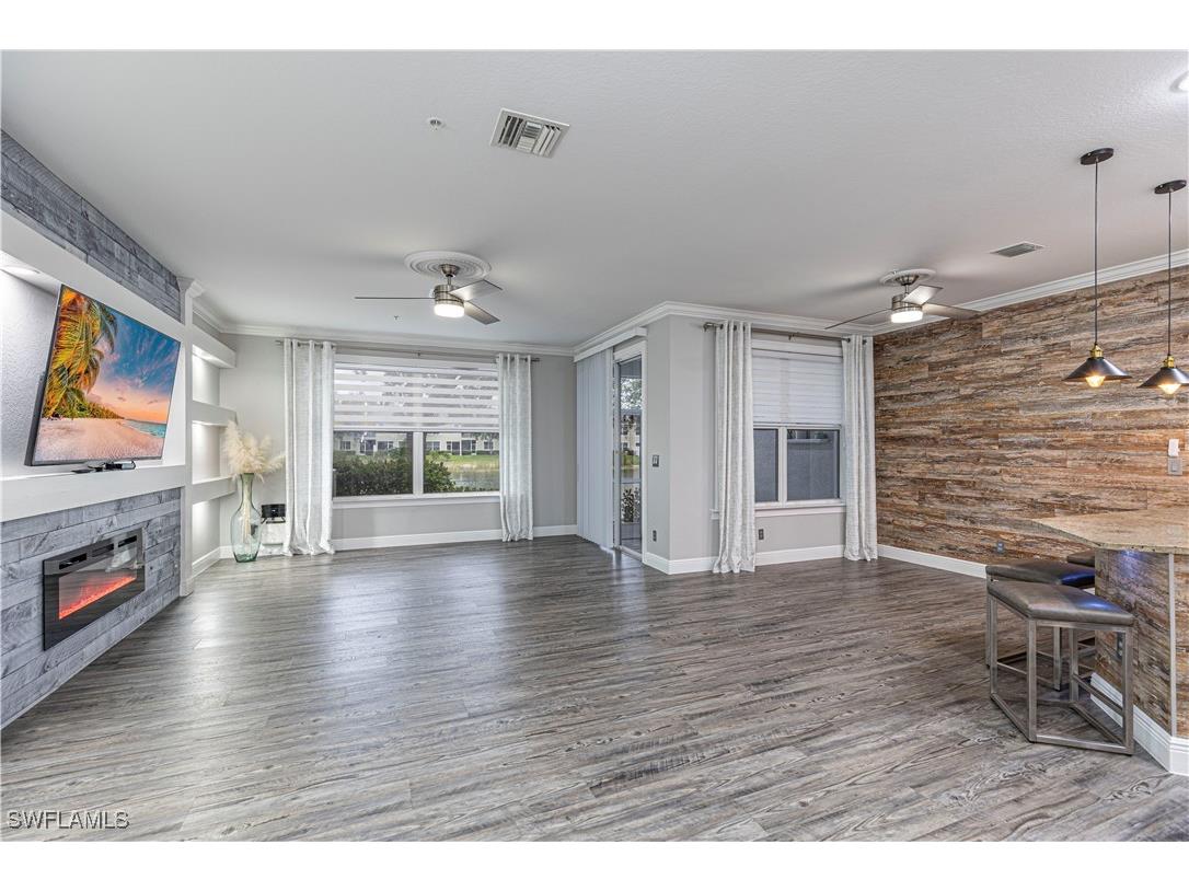 1330 Mariposa Circle #103 Naples FL 34105 225082589 image8