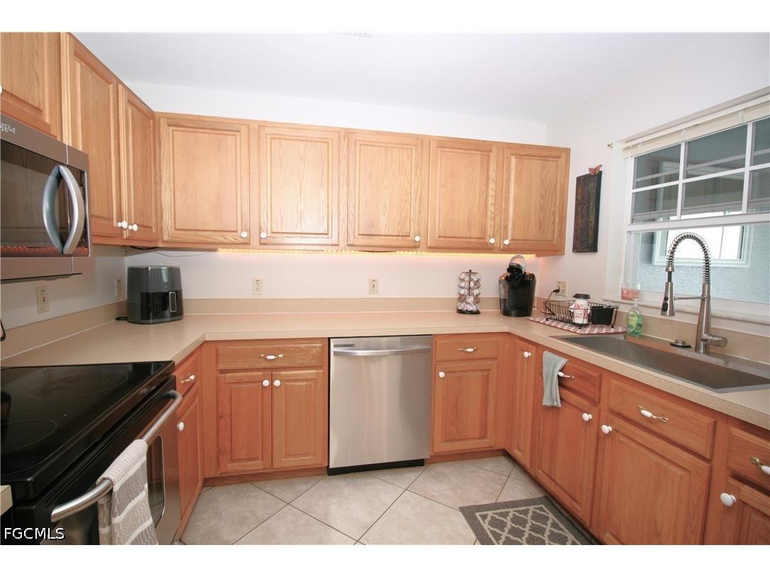 1330 SE 6th Avenue Cape Coral FL 33990 2026023964 image29