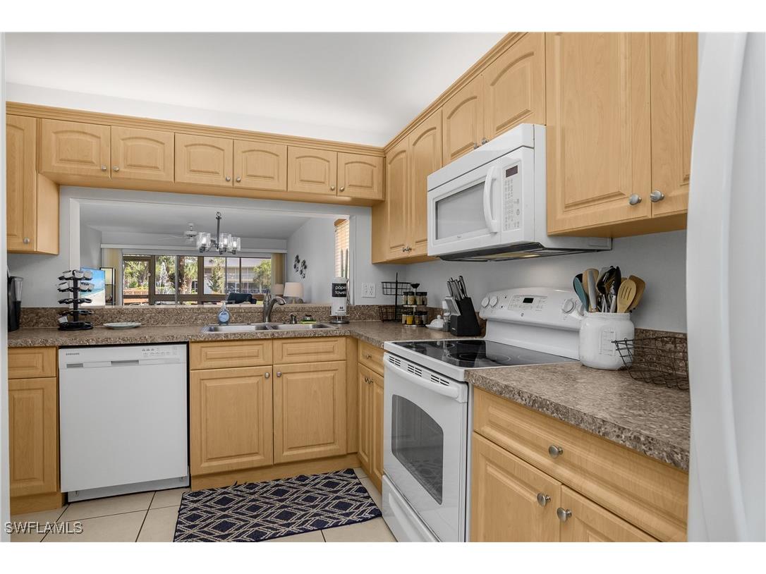 1330 Yesica Ann Circle #I106 Naples FL 34110 225066307 image9