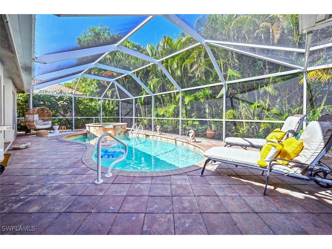 1331 Briarwood Court Naples FL 34104 225070138 image1