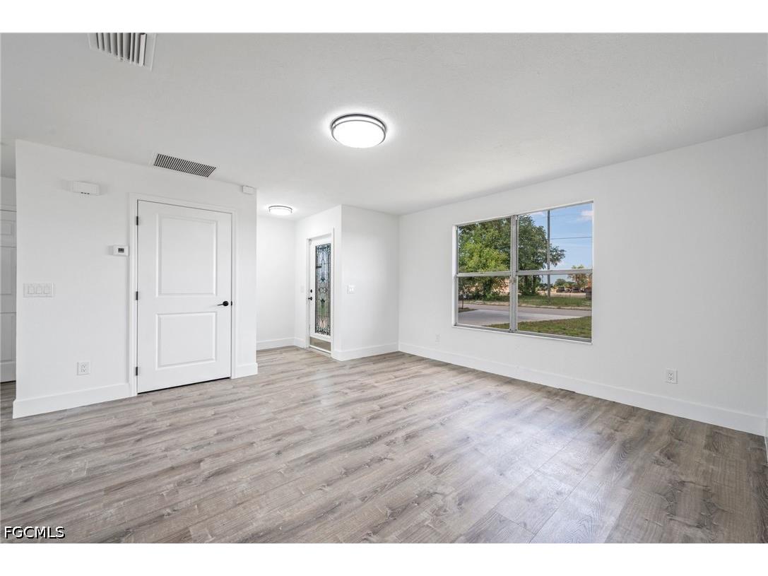 1331 NE 12th Avenue Cape Coral FL 33909 2026025419 image4