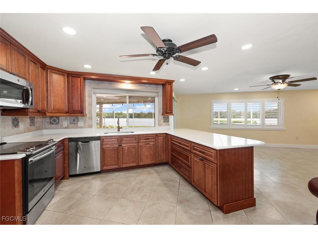 13314 Island Road Fort Myers FL 33905 2025017656 image3