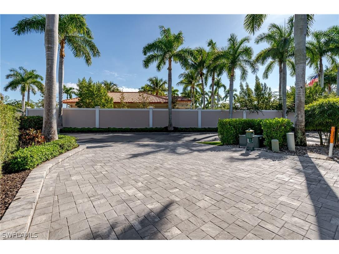 13319 Snook Circle Naples FL 34114 226007290 image35