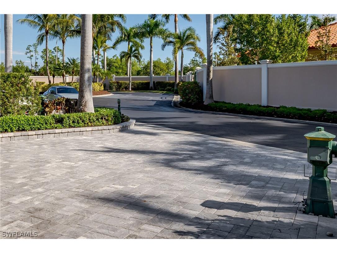 13319 Snook Circle Naples FL 34114 226007290 image38