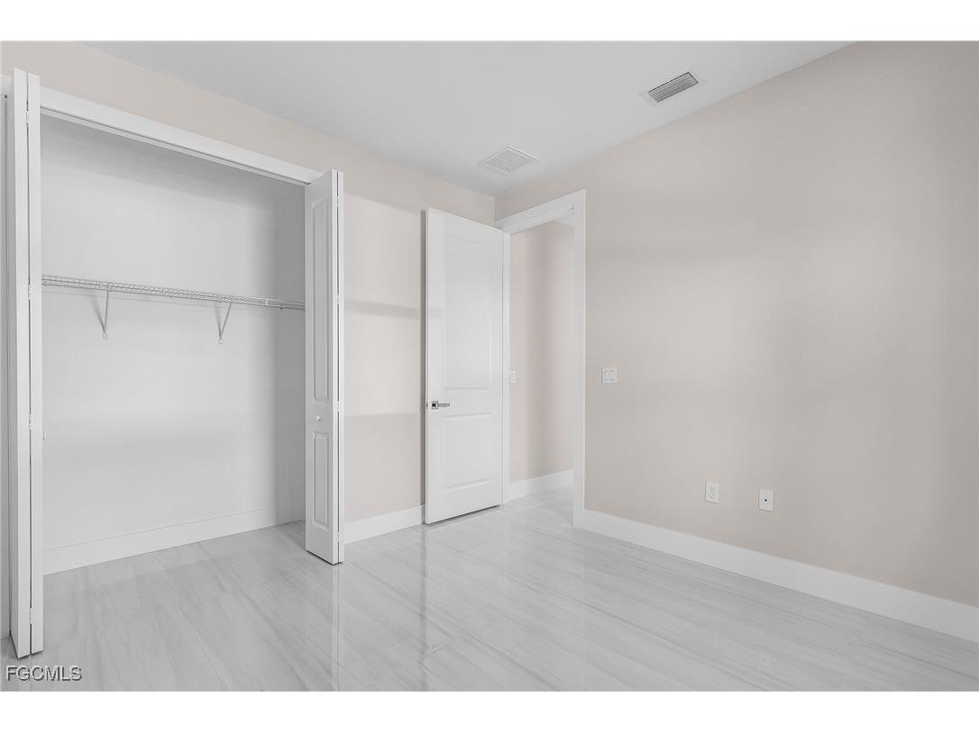 1332 Desoto Boulevard S Naples FL 34117 2025016685 image12