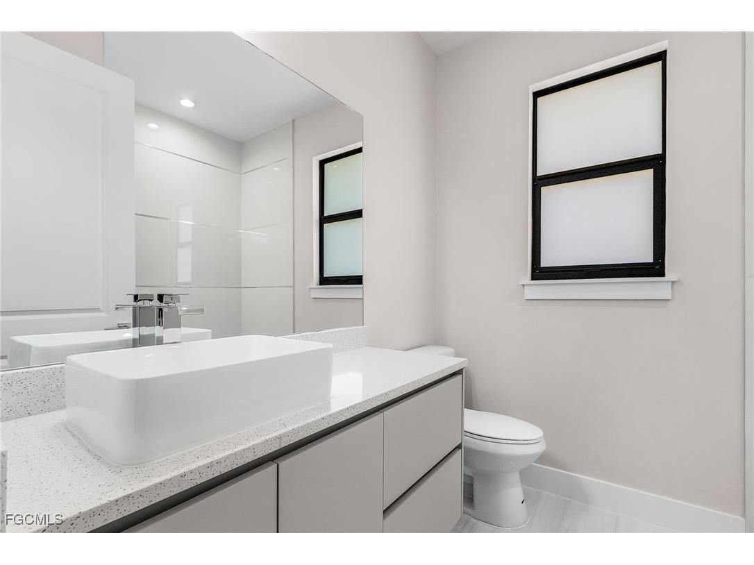 1332 Desoto Boulevard S Naples FL 34117 2025016685 image13