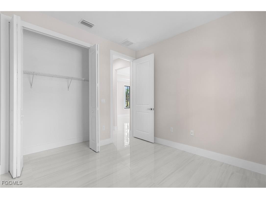 1332 Desoto Boulevard S Naples FL 34117 2025016685 image16