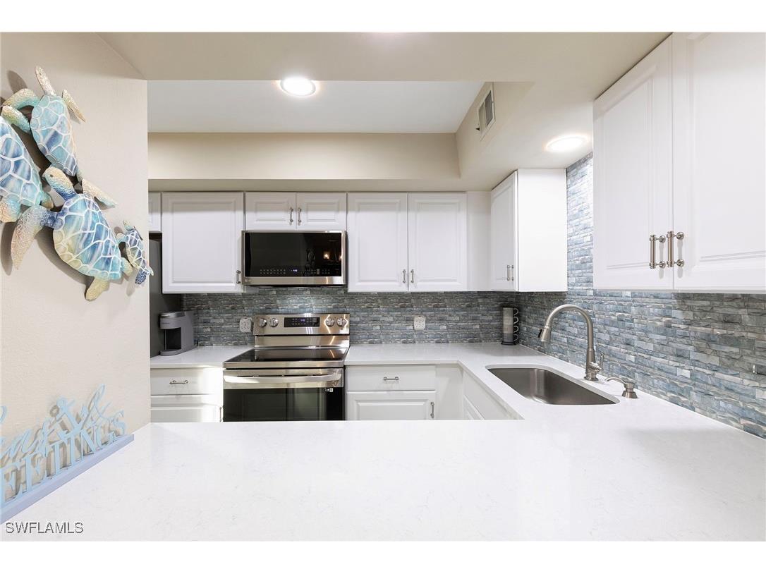 1332 Delbrook N #J2 Marco Island FL 34145 225083606 image8