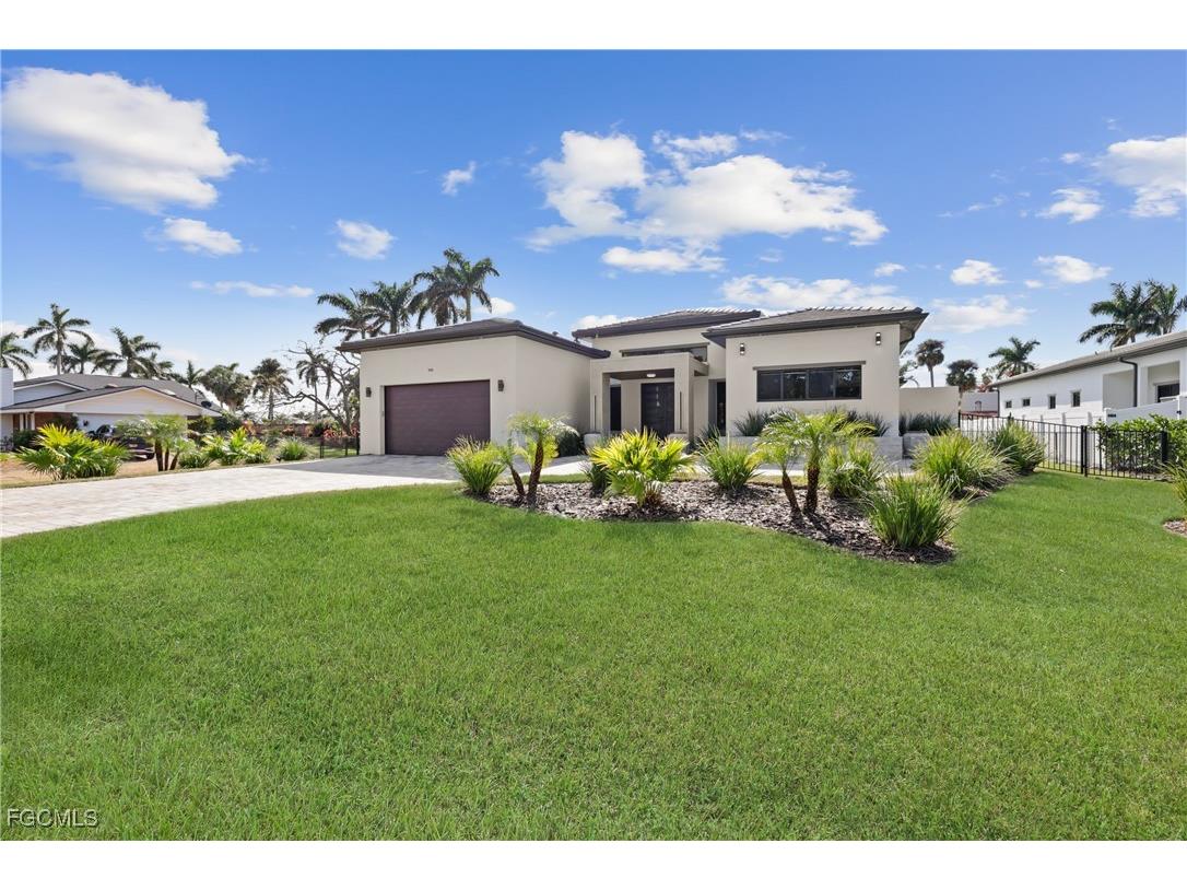 1332 Longwood Drive Fort Myers FL 33919 2025016294 image37