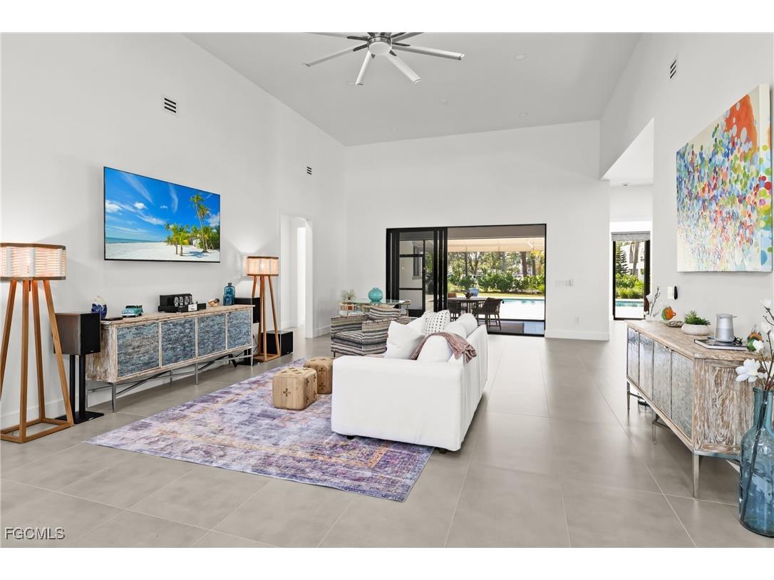 1332 Longwood Drive Fort Myers FL 33919 2025016294 image4