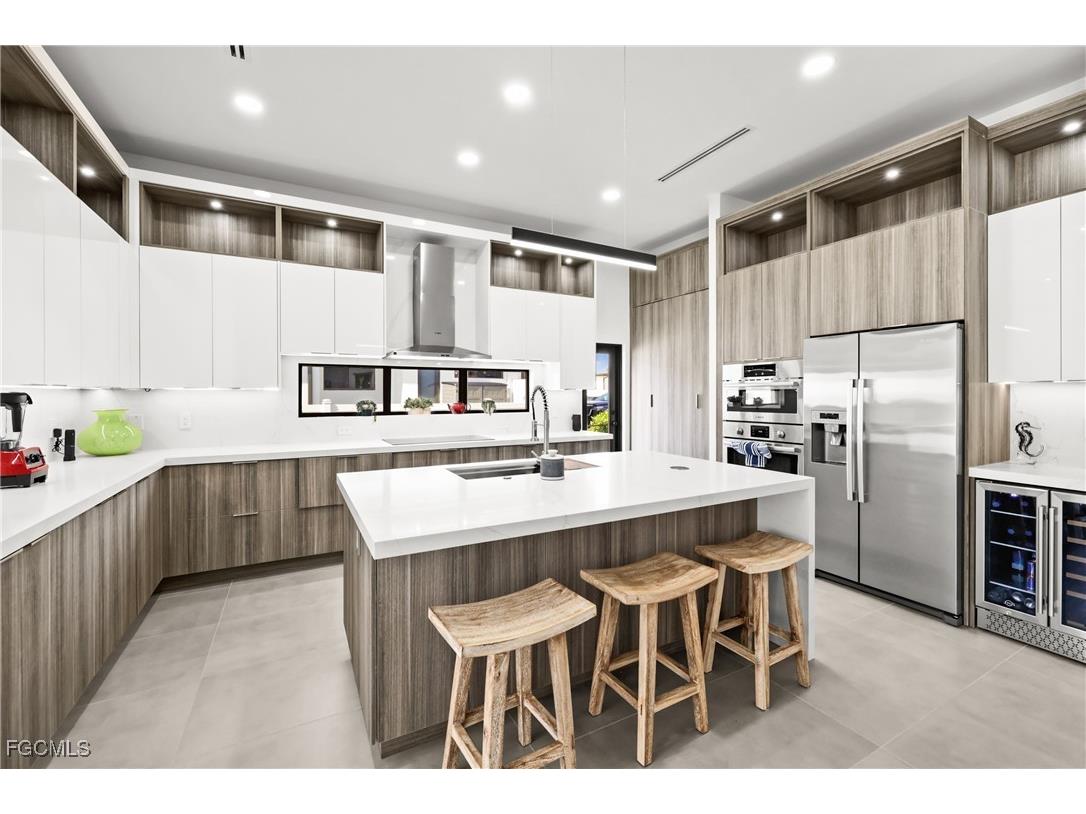 1332 Longwood Drive Fort Myers FL 33919 2025016294 image8